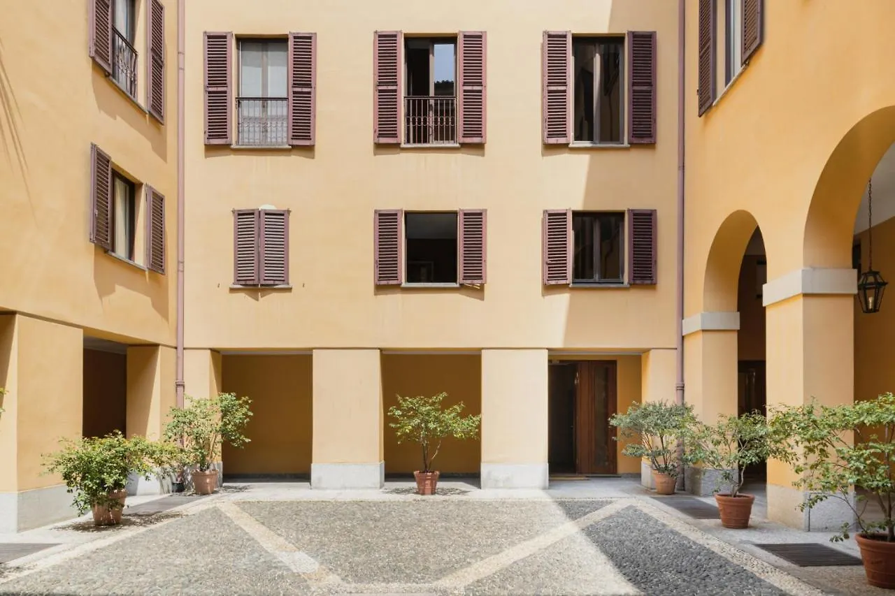Easylife - Elegante Dimora A Due Passi Dal Duomo Apartment Milan Italy