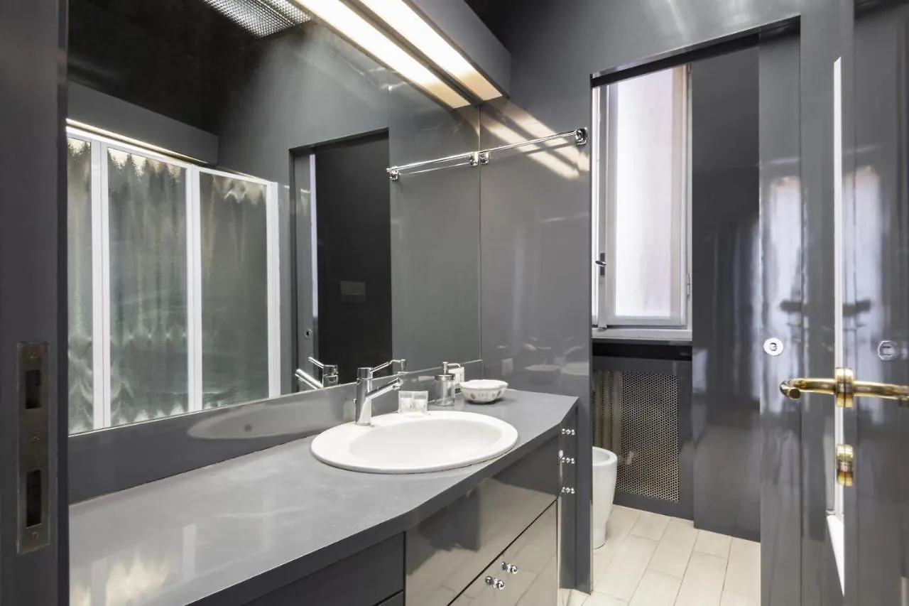 Easylife - Elegante Dimora A Due Passi Dal Duomo Apartment Milan